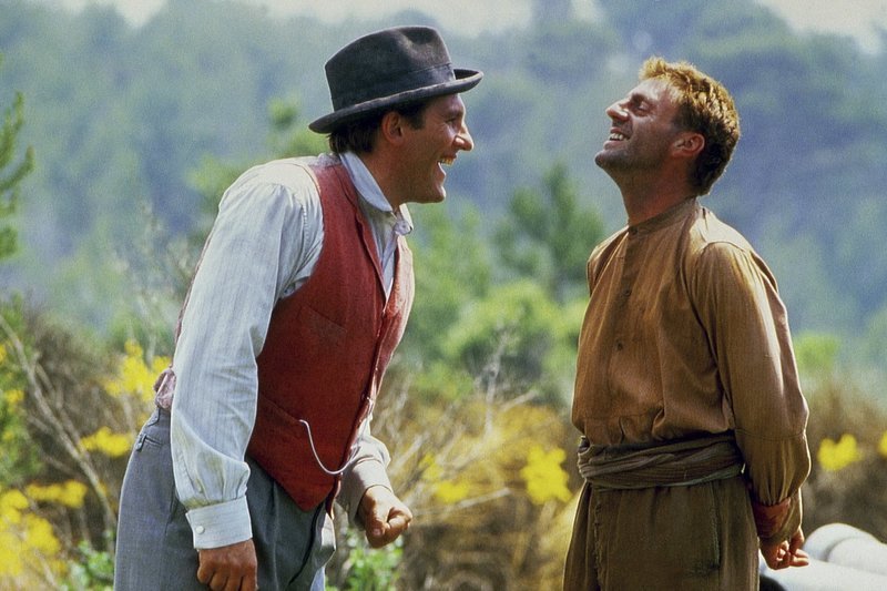 MDR Fernsehen DIE WASSER DER HÜGEL – JEAN FLORETTE, „Jean de Florette“, am Montag (01.04.13) um 22:00 Uhr. Durch das heimliche Verschließen einer Quelle verhindert Ugolin (Daniel Auteuil, l.), dass Jean (Gérard Depardieu) erfolgreich seinen Hof bewirtschaften kann. – Bild: MDR/A22 MDR Fernsehen DIE WASSER DER HÜGEL – JEAN FLORETTE, „Jean de Florette“, am Montag (01.04.13) um 22:00 Uhr. Durch das heimliche Verschließen einer Quelle verhindert Ugolin (Daniel Auteuil, l.), dass Jean (Gérard Depardieu) erfolgreich seinen Hof bewirtschaften kann. – Bild: MDR/A22
