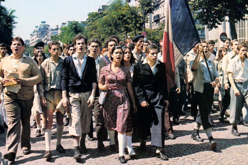 Eine Gruppe kommunistischer Widerständler entschließt sich während des Vichy-Regimes, das Schicksal des besetzten Frankreichs in die eigene Hand zu nehmen. – Bild: ARTE France /​ © Pathé