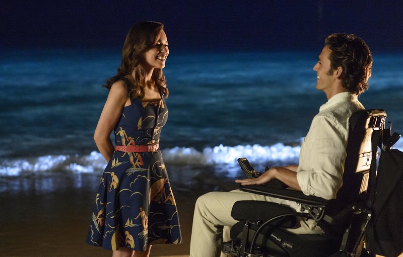 Louisa Clark (Emilia Clarke), William Traynor (Sam Claflin). – Bild: 2016 Warner Bros. Entertainment Inc. and Metro-Goldwyn-Mayer Pictures Inc. All rights reserved. Louisa Clark (Emilia Clarke), William Traynor (Sam Claflin). – Bild: 2016 Warner Bros. Entertainment Inc. and Metro-Goldwyn-Mayer Pictures Inc. All rights reserved.