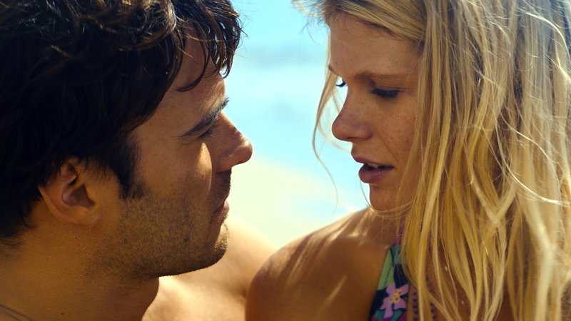Taylor (Hannah Arterton) und Raf (Giulio Berruti)Taylor (Hannah Arterton) und Raf (Giulio Berruti) – Bild: RTL Zwei Taylor (Hannah Arterton) und Raf (Giulio Berruti)Taylor (Hannah Arterton) und Raf (Giulio Berruti) – Bild: RTL Zwei
