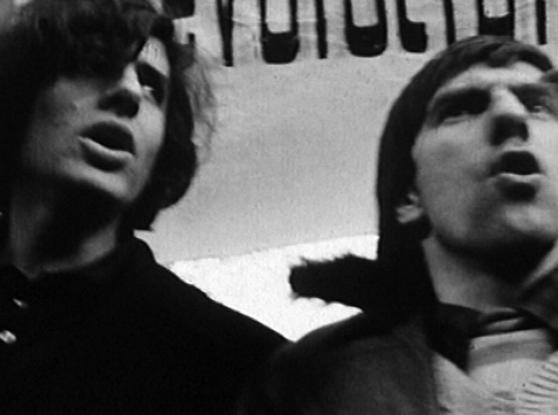 rbb Fernsehen 1968 – WESTBERLIN, Film von Julia Oelkers und Peter Scholl, am Donnerstag (03.11.11) um 00:00 Uhr. 1968 ist ein Jahr, nach dem eine ganze Generation benannt wurde – eine Generation, die unsere Gesellschaft grundlegend verändert haben soll. Mit dem Ruf „Unter den Talaren der Muff von 1.000 Jahren“ machten Studenten in den Universitäten mobil gegen erstarrte gesellschaftliche Strukturen in der Bundesrepublik Deutschland. In vorderster Front standen die Studenten der Freien Universität in Berlin. – 1968: Gaston Salvatore (li) an der Seite von Rudi Dutschke – Bild: rbb rbb Fernsehen 1968 – WESTBERLIN, Film von Julia Oelkers und Peter Scholl, am Donnerstag (03.11.11) um 00:00 Uhr. 1968 ist ein Jahr, nach dem eine ganze Generation benannt wurde – eine Generation, die unsere Gesellschaft grundlegend verändert haben soll. Mit dem Ruf „Unter den Talaren der Muff von 1.000 Jahren“ machten Studenten in den Universitäten mobil gegen erstarrte gesellschaftliche Strukturen in der Bundesrepublik Deutschland. In vorderster Front standen die Studenten der Freien Universität in Berlin. – 1968: Gaston Salvatore (li) an der Seite von Rudi Dutschke – Bild: rbb