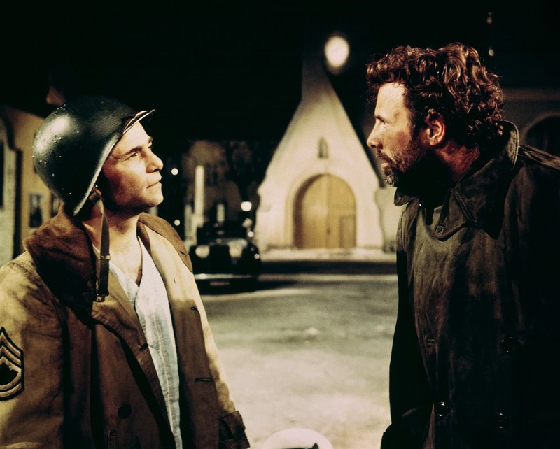 Das Schloss in den Ardennen – Bild: 1969, renewed 1997 Columbia Pictures Industries, Inc. All Rights Reserved. Lizenzbild frei