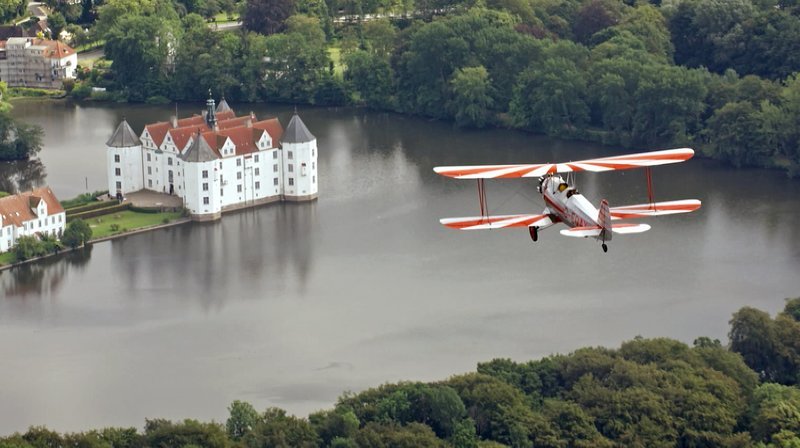 Schloss Glücksburg an der Flensburger Förde blieb bei der Abstimmung 1920 deutsch. – Bild: NDR/​IDA Film