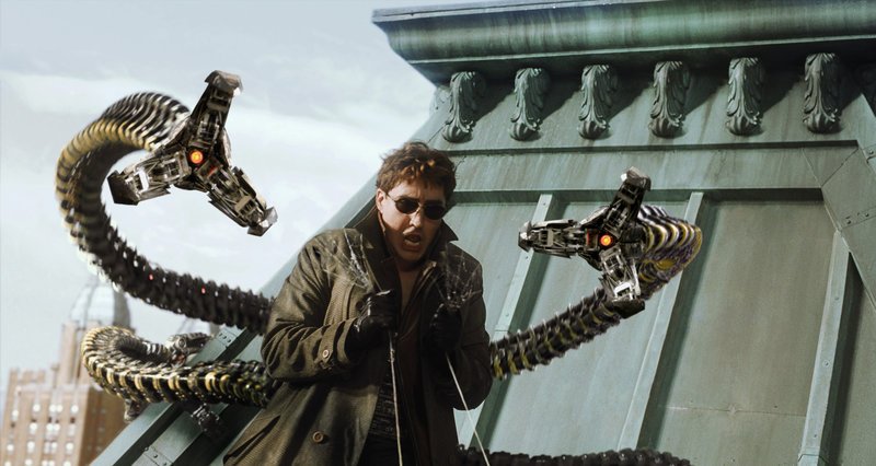 Doc Ock /​ Dr. Otto Octavius (Alfred Molina). – Bild: 2004 Columbia Pictures Industries, Inc. All Rights Reserved Spider-Man character ¨ \& © 2004 Marvel Characters, Inc. All Rights Reserved.