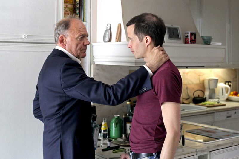 Satte Farben vor Schwarz – Bild: rbb/​WDR/​Unafilm/​Christian Schulz