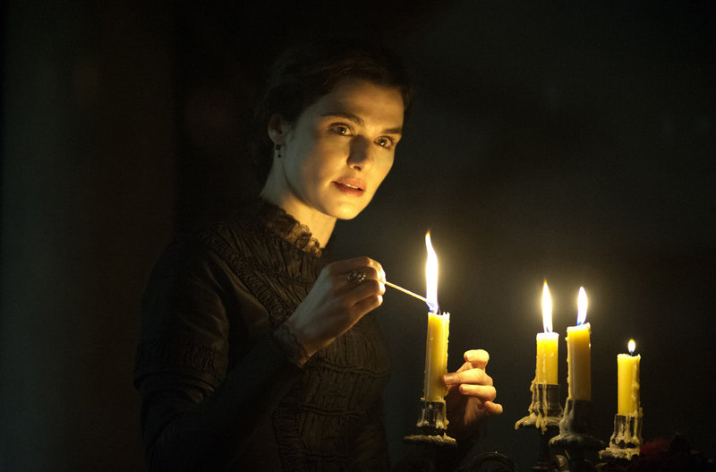 Rachel Ashley (Rachel Weisz) – Bild: Puls 8 Rachel Ashley (Rachel Weisz) – Bild: Puls 8