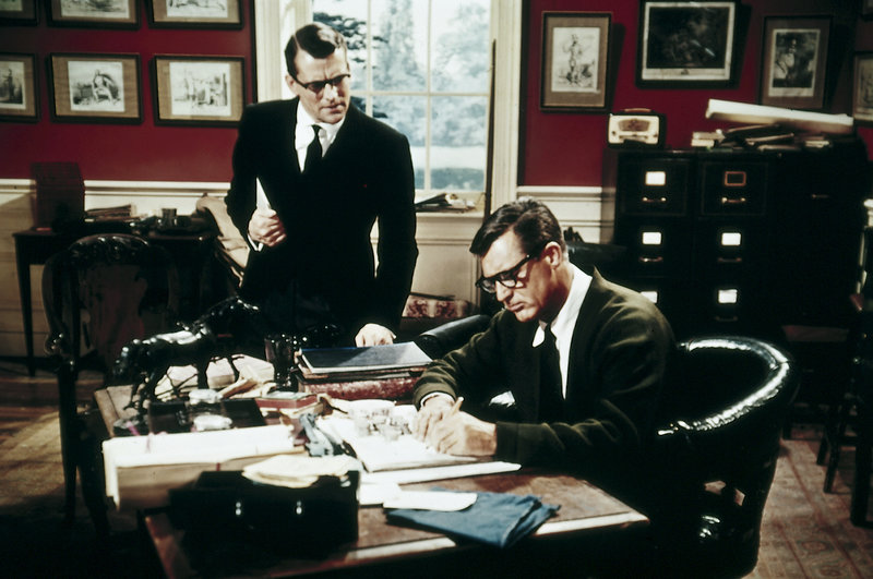 Vor Hausfreunden wird gewarnt – Bild: ZDF und Deutschen Instituts für Filmkunde