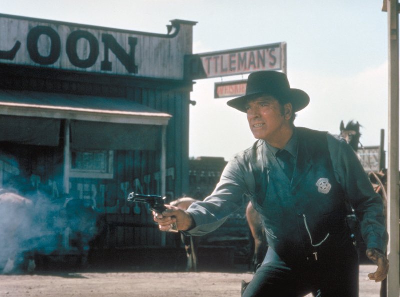 Bannock Marshal Jared Maddox (Burt Lancaster) – Bild: RTL NITRO / © 1971 METRO-G Bannock Marshal Jared Maddox (Burt Lancaster) – Bild: RTL NITRO / © 1971 METRO-G
