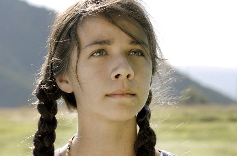 Shana - Das Wolfsmädchen – Bild: BR/​MDR/​RECK Filmproduktion GmbH/​Red Cedar Films Inc./​Schweizer Radio und Fernsehen