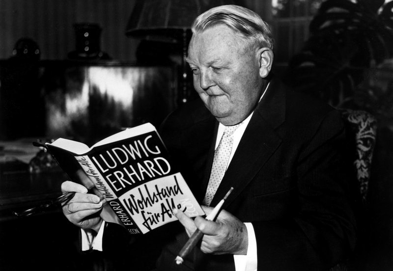 Unser Wirtschaftswunder – Bild: PHOENIX/​WDR