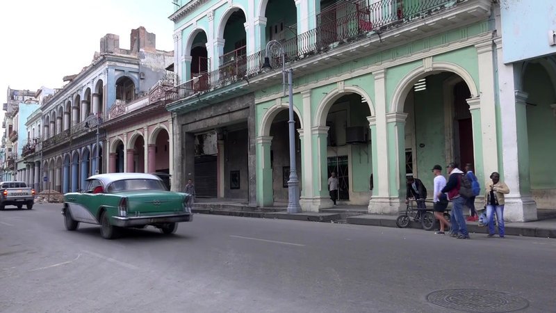 Pater Joan auf Kuba – Bild: Bibel TV