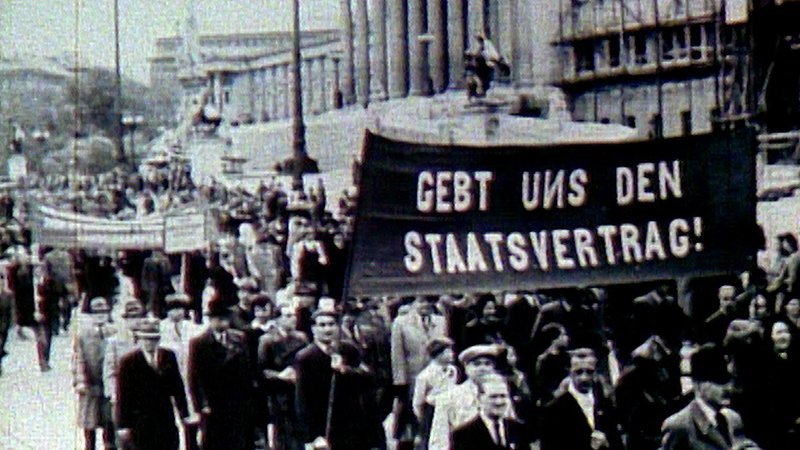 Demonstration für den Staatsvertrag. – Bild: ORF