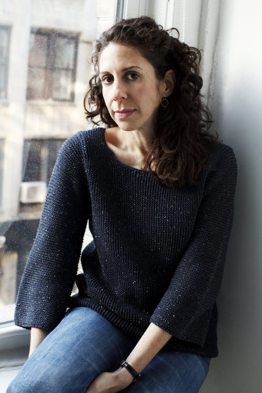 Erleuchte uns - Vom Aufstieg und Fall eines Selbsthilfe-Gurus – Bild: BR/​Isabel Asha Penzlien