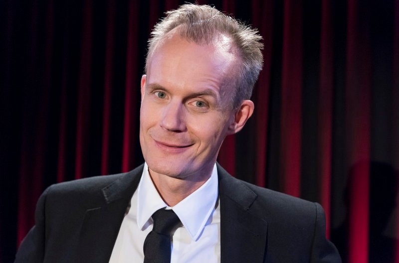 Kabarettist Max Uthoff. Weiteres Bildmaterial finden Sie unter www.br-foto.de. – Bild: BR/​Ralf Wilschewski