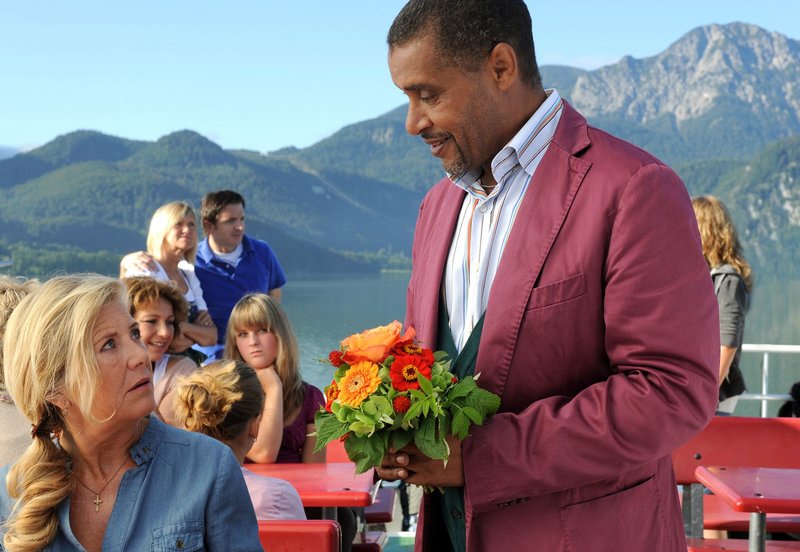 24 Milchkühe und kein Mann – Bild: ARD Degeto/​BR/​Hans-Joachim Pfeiffer