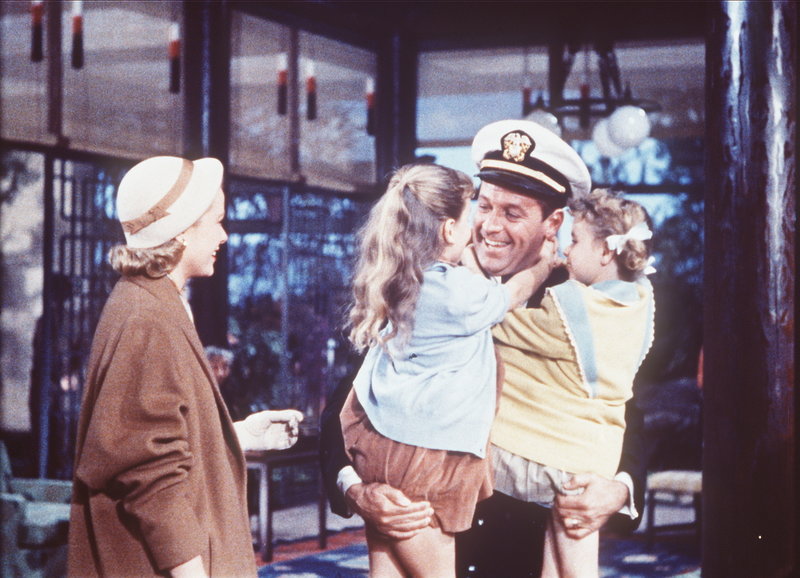 Die Brücken von Toko-Ri – Bild: Kineos Lizenzbild frei