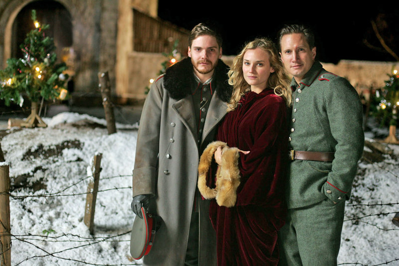 Merry Christmas – Bild: Wild Bunch