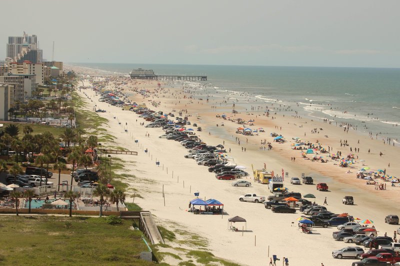 Ein Sonntag in Daytona Beach/Florida. – Bild: ZDF und Gert Anhalt Ein Sonntag in Daytona Beach/Florida. – Bild: ZDF und Gert Anhalt