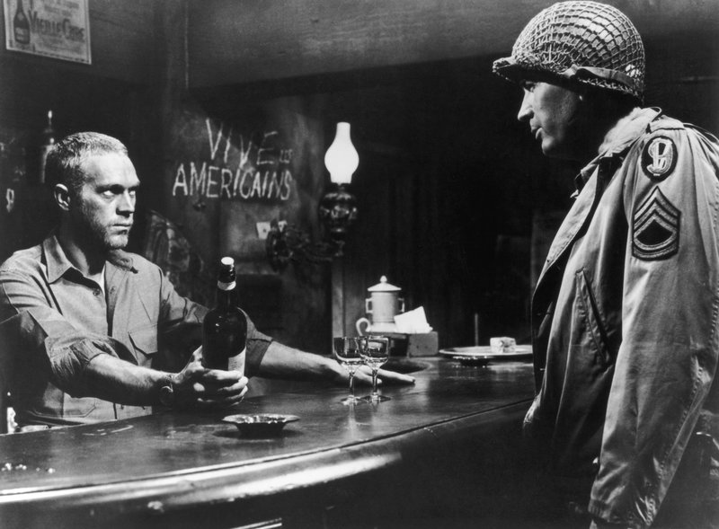 Die ins Gras beißen – Bild: Paramount