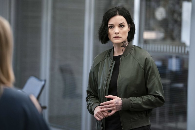 Jane Doe (Jaimie Alexander) – Bild: 2018 NBCUniversal Media, LLC/​ Warner Bros. Lizenzbild frei