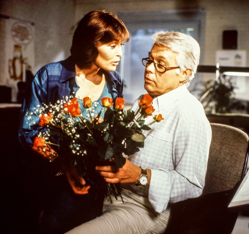 Ich heirate eine Familie S04E02 Heimlichkeiten fernsehserien.de Ich heirate eine Familie S04E02 Heimlichkeiten fernsehserien.de