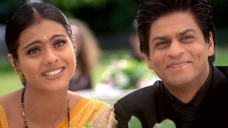 Anjali (Kajol, li), Rahul (Shah Rukh Khan, re) – Bild: Zee.One