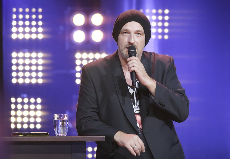 Torsten Sträter – Bild: ZDF und Rico Rossival Torsten Sträter – Bild: ZDF und Rico Rossival