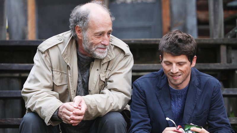 Die kanadische Reise Gabriel Arcand als Pierre Lesage, Pierre Deladonchamps als Mathieu Capelier. SRF/Fin aout productions/Sébastien Raymond – Bild: SRF1 Die kanadische Reise Gabriel Arcand als Pierre Lesage, Pierre Deladonchamps als Mathieu Capelier. SRF/Fin aout productions/Sébastien Raymond – Bild: SRF1