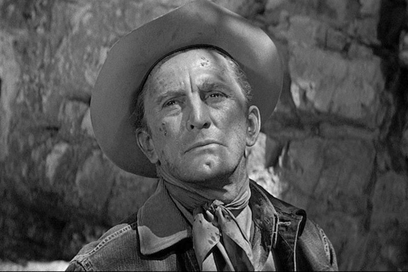 Kirk Douglas in der Rolle des freiheitsliebenden Cowboys Jack Burns – Bild: ZDF /​ © Universal