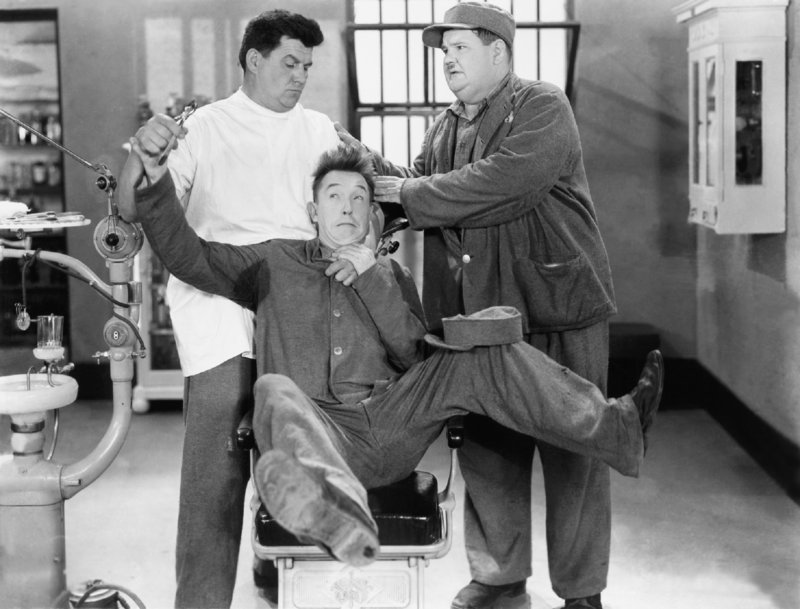 Dick und Doof hinter Schloss und Riegel – Bild: ZDF und Jack Stevens