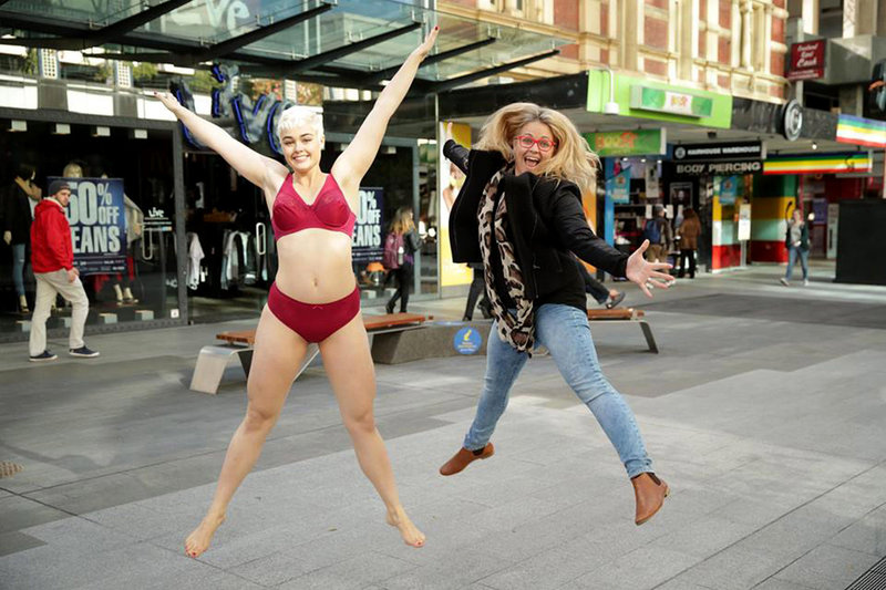 Embrace - Du bist schön – Bild: ZDF Honorarfreie Verwendung nur im Zusammenhang mit genannter Sendung und bei folgender Nennung „Bild: Sendeanstalt/​Copyright“. Andere Verwendungen nur nach vorheriger Absprache: ARTE-Bildredaktion