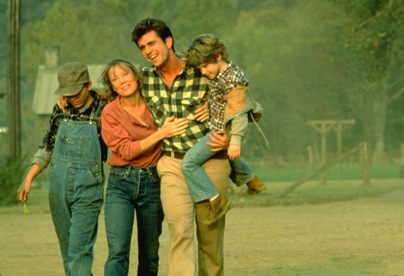 Menschen am Fluss – Bild: 1993 NBCUniversal ALL RIGHTS RESERVED. Lizenzbild frei