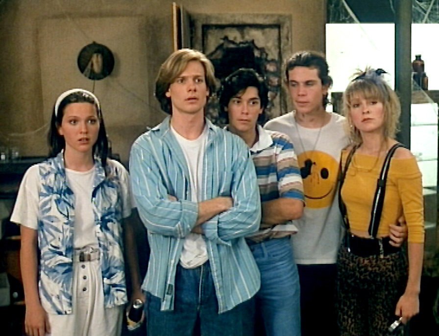 Kevin und seine Freunde aus dem Science-Club m?ssen sich gegen Wayne und seine Kumpels durchsetzen..!(Foto, v.li.n.re: Kelli Williams, Todd Eric Andrews, Ira Heiden, Rossie Harris und Linda Larkin) – Bild: ATV II