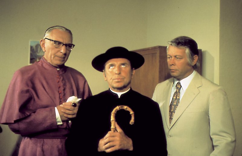 Immer Ärger mit Hochwürden – Bild: Lisa Film