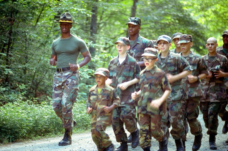 Auf Kriegsfuß mit Major Payne – Bild: VOX /​ Universal