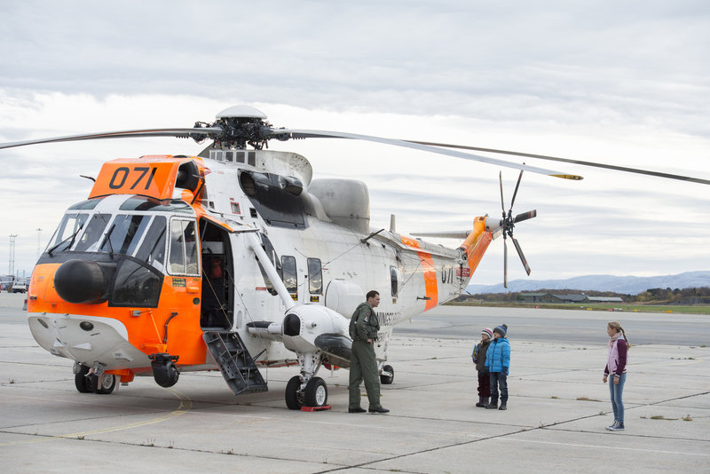 Operation Arktis - Drei Kinder allein im Eis – Bild: ZDF und (C)Erik Aavatsmark