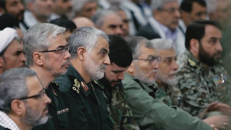 Qassem Soleimani, Generalmajor der iranischen Revolutionsgarde, ist verantwortlich für Auslandseinsätze. – Bild: ZDF und Yami 2 – 2017 /​ Grégoire de Calignon./​Yami 2 – 2017 /​ Grégoire de Cali