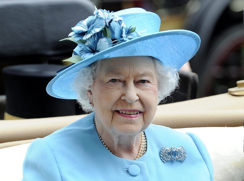 Queen Elizabeth II – Bild: ZDF und facundo arrizabalaga