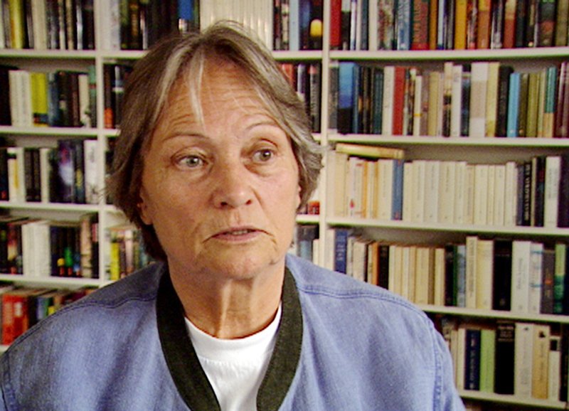 Evelyn Siewert, Regieassistentin. – Bild: ORF