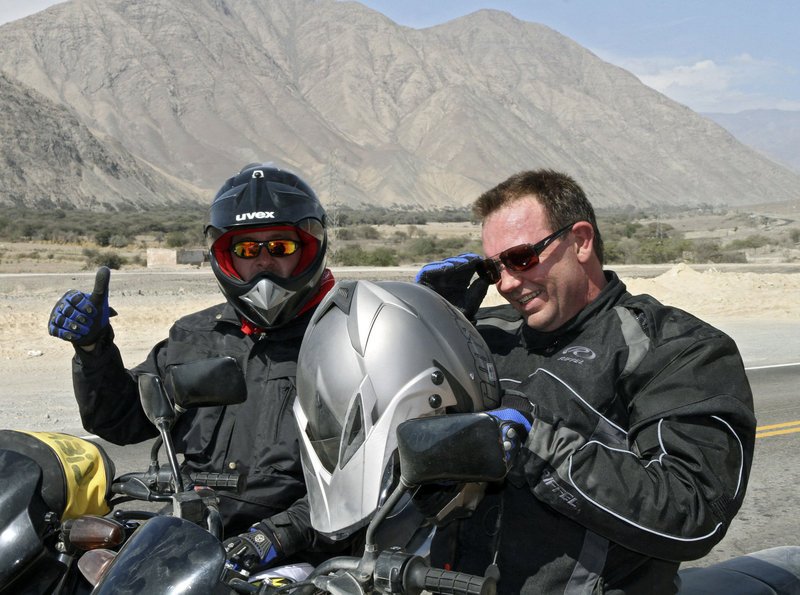 ARD-Korrespondent Thomas Aders auf dem Motorradtrip von den Anden bis nach Feuerland. – Bild: BR/SWR/Thomas Aders ARD-Korrespondent Thomas Aders auf dem Motorradtrip von den Anden bis nach Feuerland. – Bild: BR/SWR/Thomas Aders