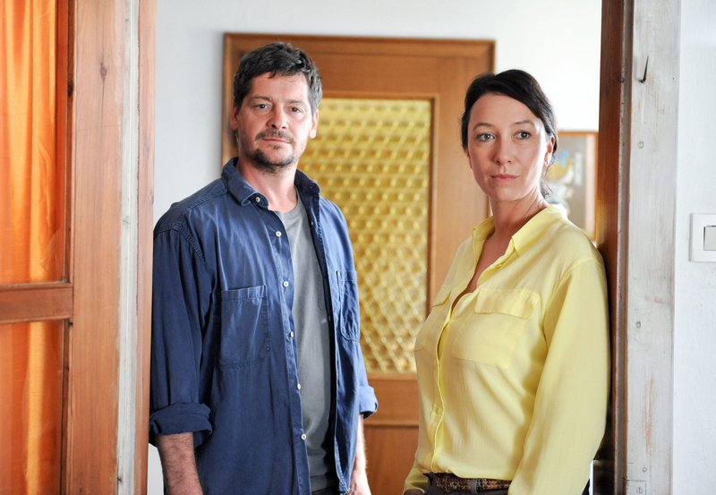 Eine Handvoll Briefe – Bild: MDR/​ORF/​Hubert Mican