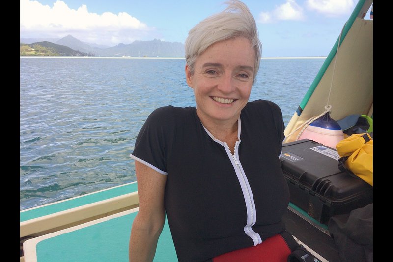 Emma Johnston ist eine renommierte Meeresbiologin, die für den Schutz des großen Korallenriffs in Australien zuständig ist. Sie hat die Aufgabe, geeignete Lösungen zu finden, mit denen sich das Riff wiederbeleben lässt, bevor es zu spät ist. – Bild: ARTE France Honorarfreie Verwendung nur im Zusammenhang mit genannter Sendung und bei folgender Nennung „Bild: Sendeanstalt/Copyright“. Andere Verwendungen nur nach vorheriger Absprache: ARTE-Bildreda Emma Johnston ist eine renommierte Meeresbiologin, die für den Schutz des großen Korallenriffs in Australien zuständig ist. Sie hat die Aufgabe, geeignete Lösungen zu finden, mit denen sich das Riff wiederbeleben lässt, bevor es zu spät ist. – Bild: ARTE France Honorarfreie Verwendung nur im Zusammenhang mit genannter Sendung und bei folgender Nennung „Bild: Sendeanstalt/Copyright“. Andere Verwendungen nur nach vorheriger Absprache: ARTE-Bildreda