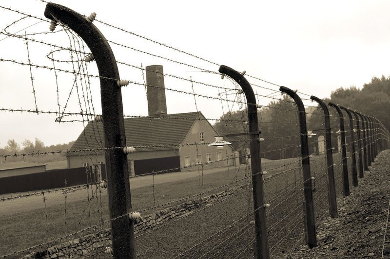 MDR Fernsehen GESCHICHTE MITTELDEUTSCHLANDS SPEZIAL: BUCHENWALD, „Buchenwald – Heldenmythos und Lagerwirklichkeit“, am Sonntag (12.04.15) um 22:20 Uhr. KZ Buchenwald – Krematorium – Bild: MDR/Saxonia Entertainment/Sascha Beier MDR Fernsehen GESCHICHTE MITTELDEUTSCHLANDS SPEZIAL: BUCHENWALD, „Buchenwald – Heldenmythos und Lagerwirklichkeit“, am Sonntag (12.04.15) um 22:20 Uhr. KZ Buchenwald – Krematorium – Bild: MDR/Saxonia Entertainment/Sascha Beier