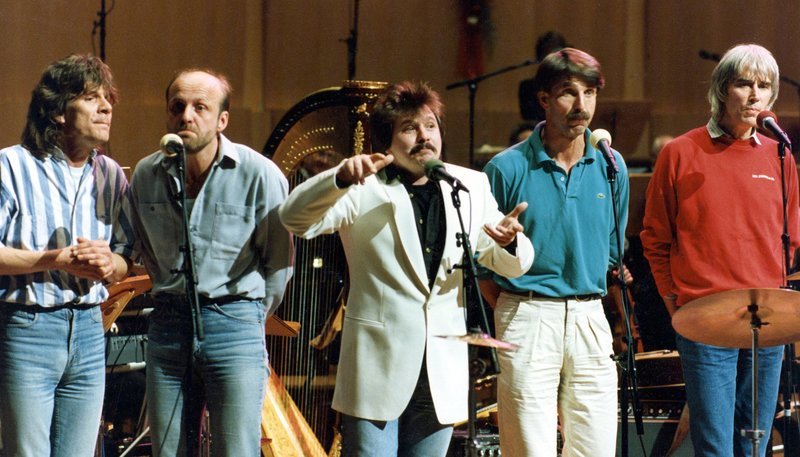 WDR Fernsehen TOMMY ENGEL – DIE STIMME KÖLNS, Film von Bernhard Pfletschinger, am Freitag (28.11.14) um 23:15 Uhr. Die Gruppe „Bläck Fööss“ mit Tommy Engel (Mitte), 1987. – Bild: WDR/​Hajo Hohl