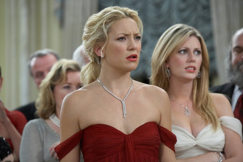 Alexis (Kate Hudson) ist fassungslos als sie sieht, wie Tank die Hochzeit ihrer Schwester ruiniert.. – Bild: RTL Zwei Alexis (Kate Hudson) ist fassungslos als sie sieht, wie Tank die Hochzeit ihrer Schwester ruiniert.. – Bild: RTL Zwei