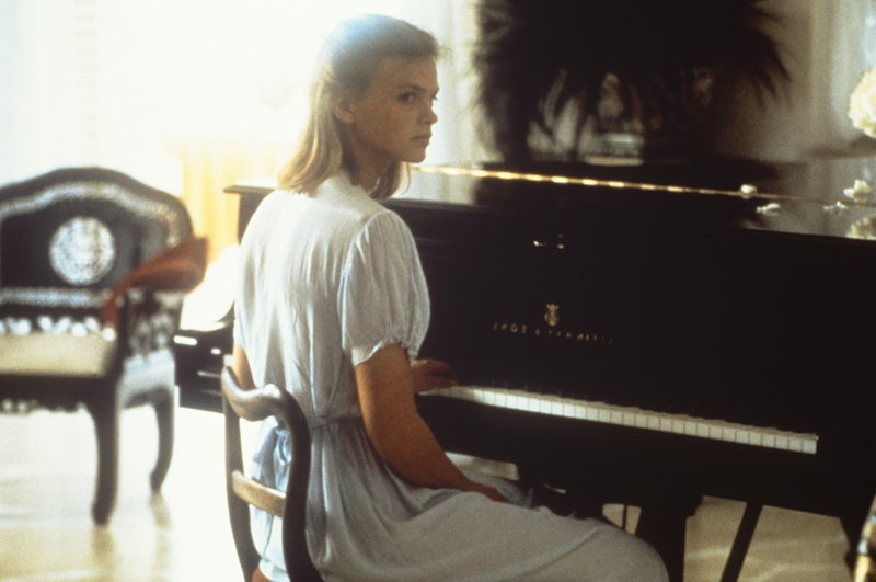 Erste Sehnsucht – Bild: Sony Pictures Television International. All Rights Reserved. Lizenzbild frei