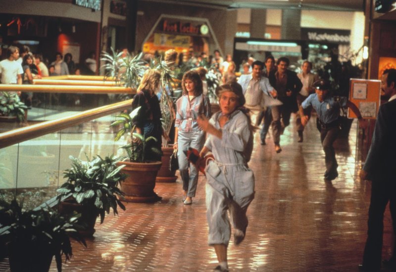Billie Jean Davy (Helen Slater) – Bild: 1985 TriStar Pictures, Inc. All Rights Reserved. Lizenzbild frei Billie Jean Davy (Helen Slater) – Bild: 1985 TriStar Pictures, Inc. All Rights Reserved. Lizenzbild frei