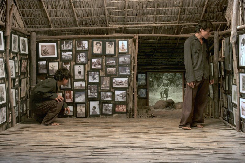 Exil ist auch der Versuch, einen Jungen zu verstehen, der in Kambodscha aufwuchs und dessen Familie 1975 von den Roten Khmer aus Phnom Penh vertrieben wurde. – Bild: ARTE France 
