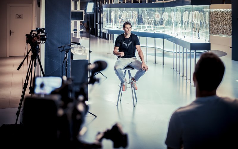Rafael Nadal im Interview – Bild: ServusTV