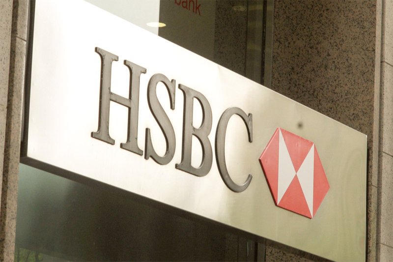 Die HSBC ist spezialisiert auf die Vermögensverwaltung von großen Privatkunden. Sie wird inzwischen von den USA wegen Hilfe zu Steuerhinterziehung und Geldwäsche angeklagt. – Bild: ORF